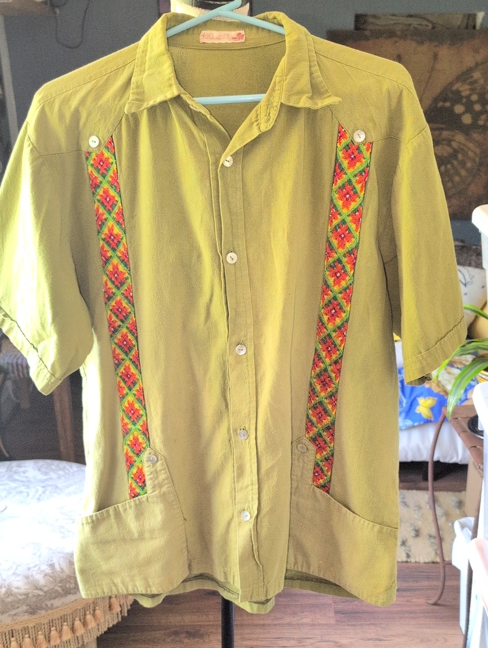 Men's Olive Green Short-Sleeve Button-Down Shirt with Embroidered Panels